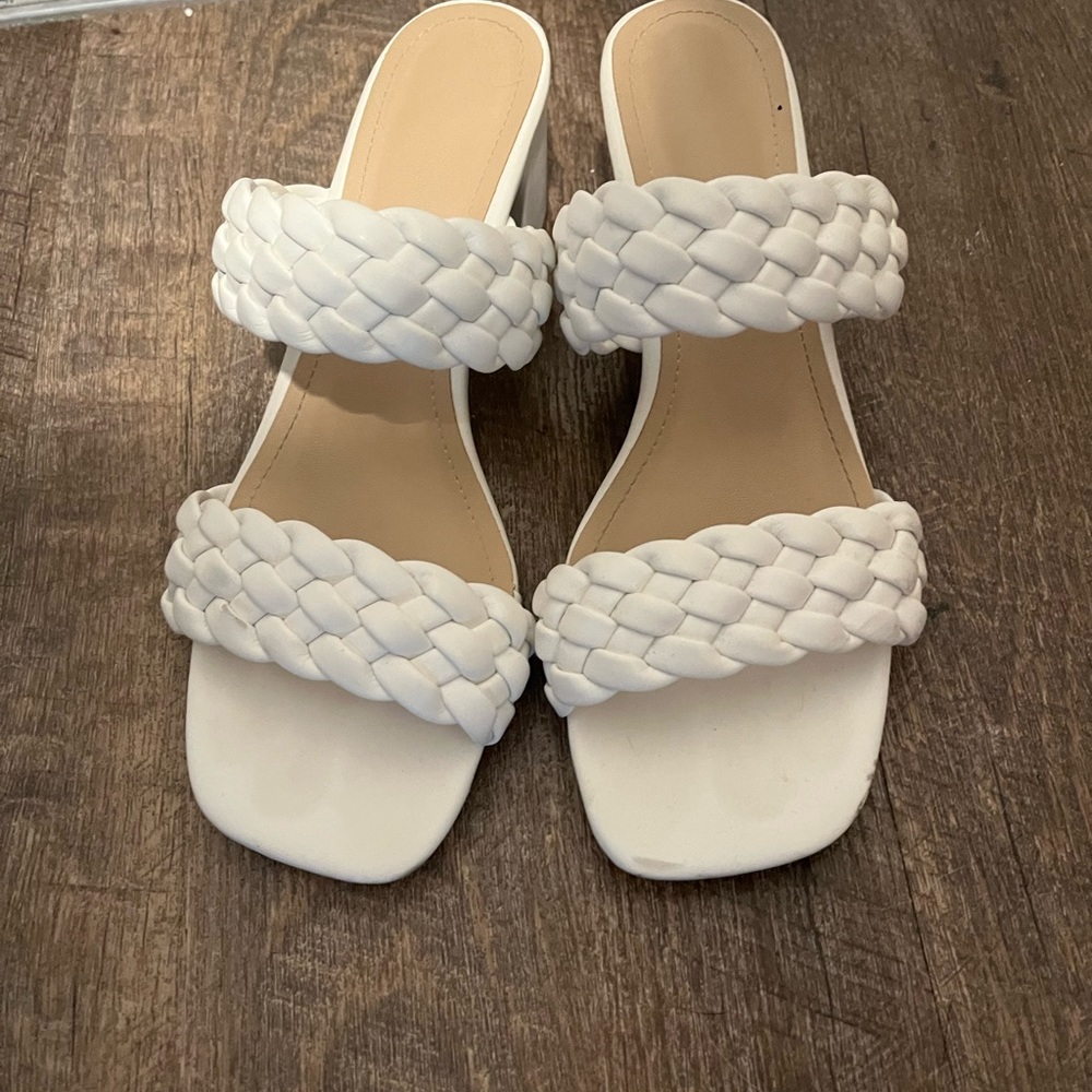 White block heel sandal